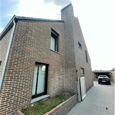 Schoorsteenrenovatie in Kessel - VOOR de werken